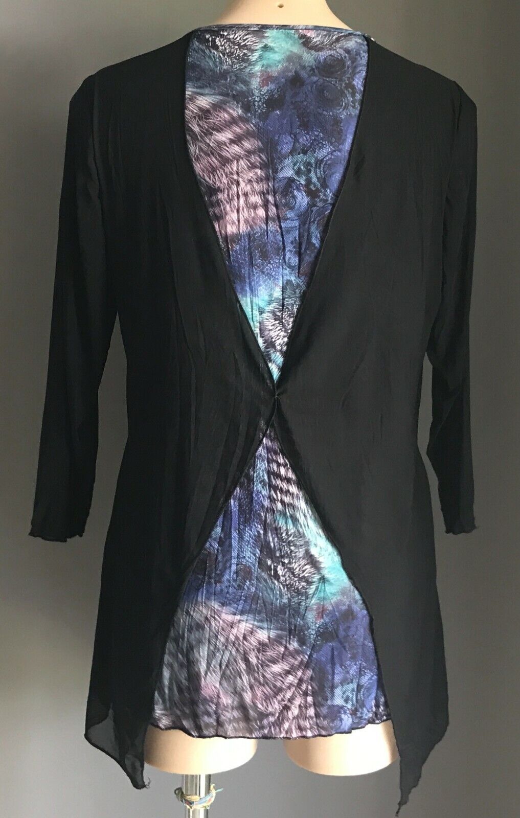 TWOFER Cardi 3/4 Sleeve Top Blue Purple Feathery Print & Black Mesh Side Size 14