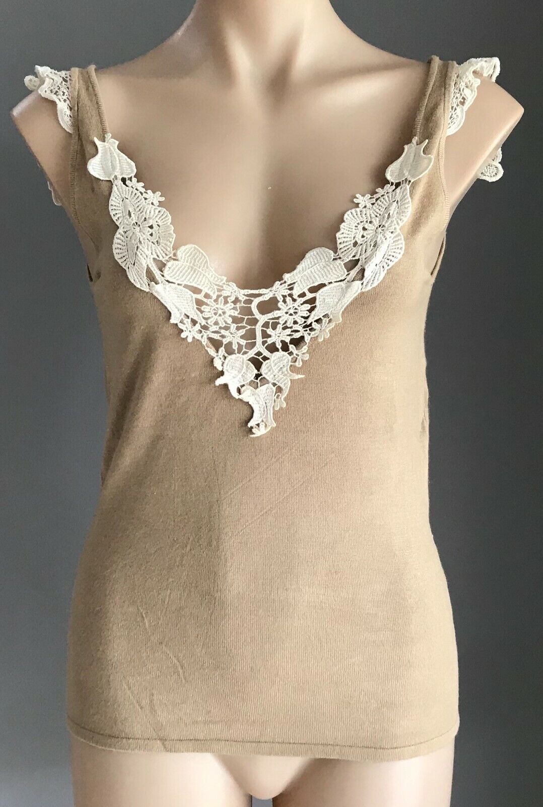 PINKY & JAC Cami Top Light Brown & Off White Lace Trim Camisole Size S 10 NEW