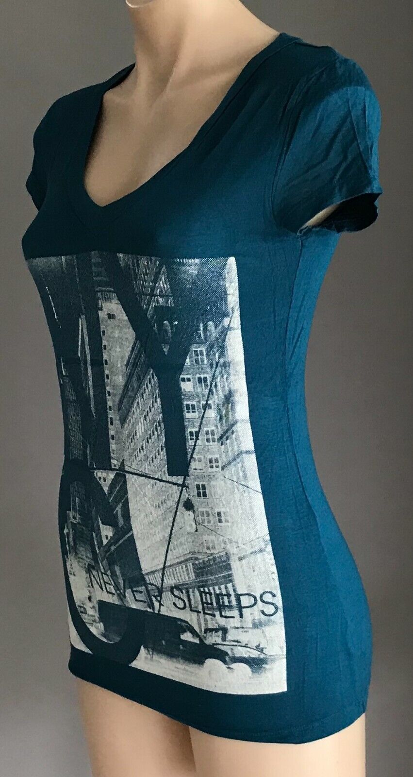 ZENANA OUTFITTERS T Shirt Teal Silver White Graphic Tee Top Size S 10 NEW