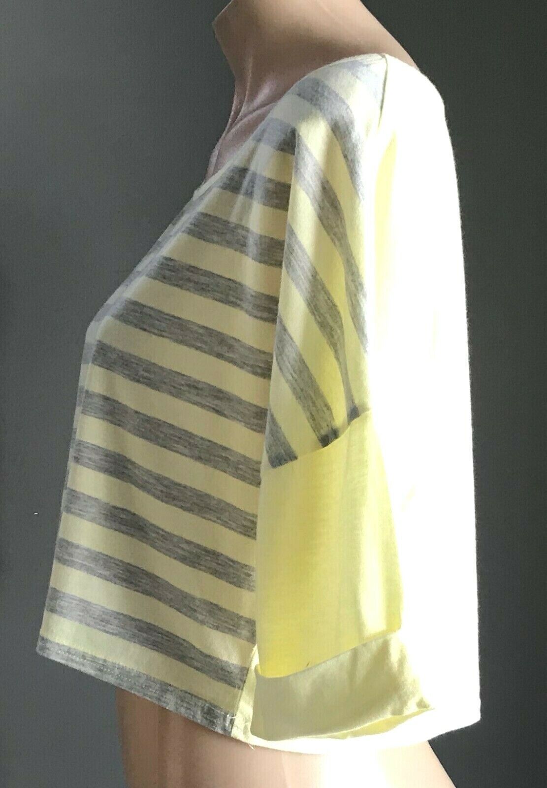 JUST JEANS Crop Top Pale Yellow & Grey Stripe Short Sleeve Size S 10