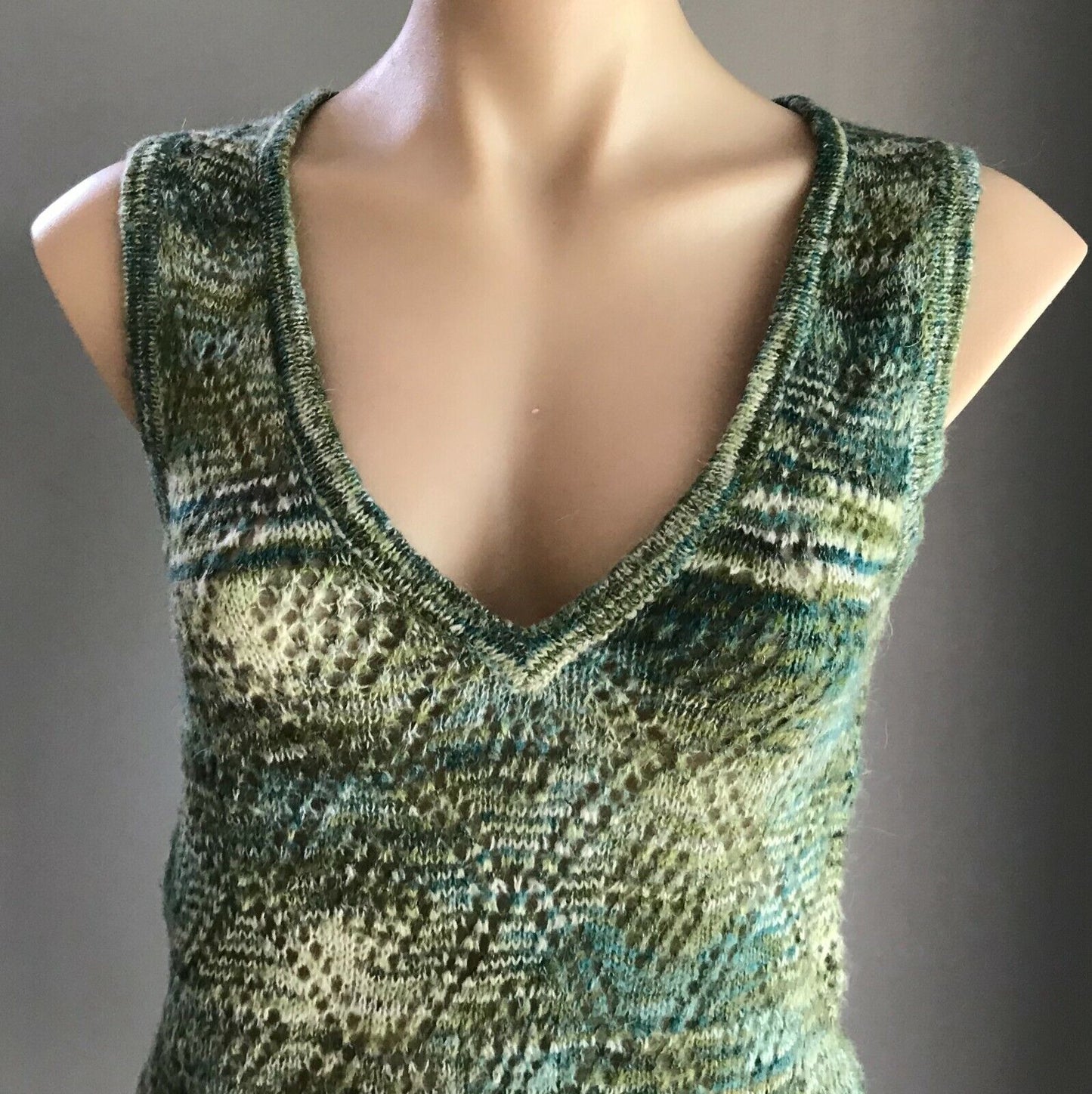JUST JEANS Top Knit Vest Shades of Green Sleeveless Ladies Size S 10