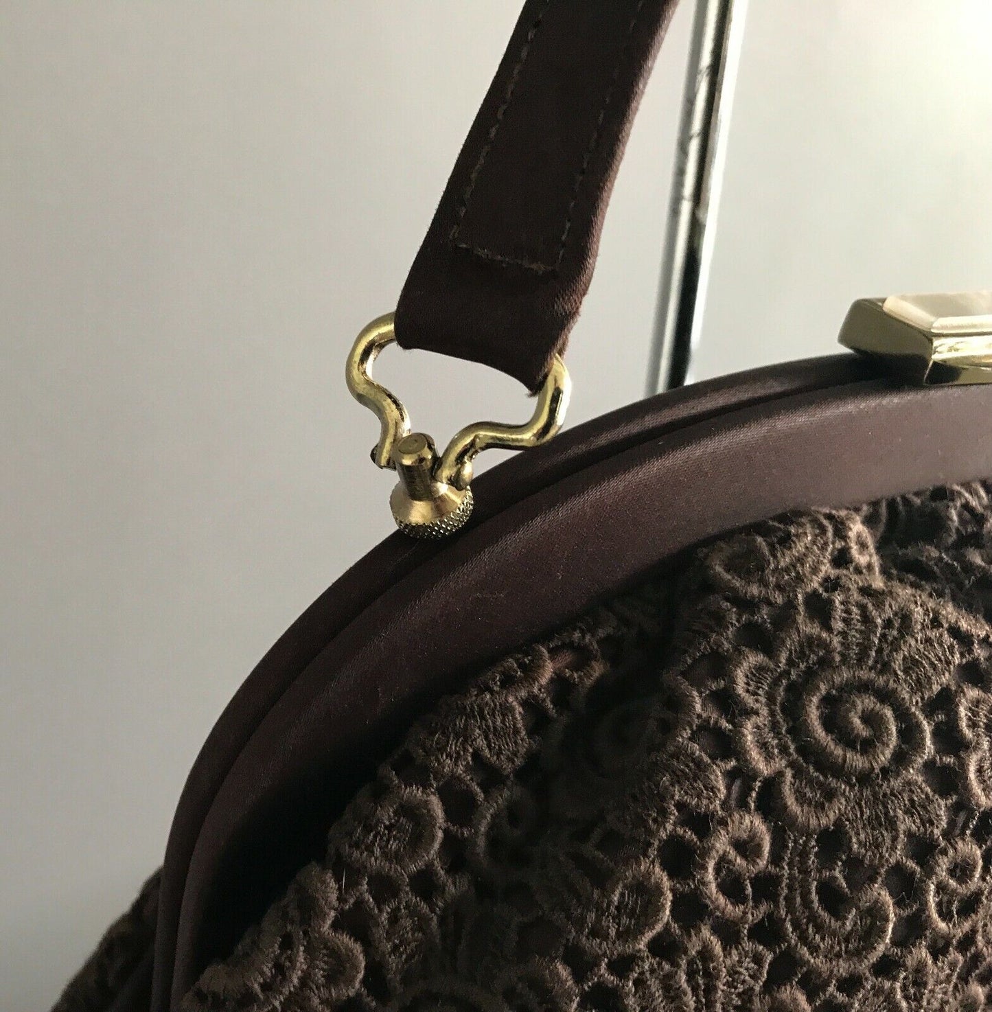 JACK EATON Bag Australian 1960's Ladies Brown Lace Frame HandBag Short Handle