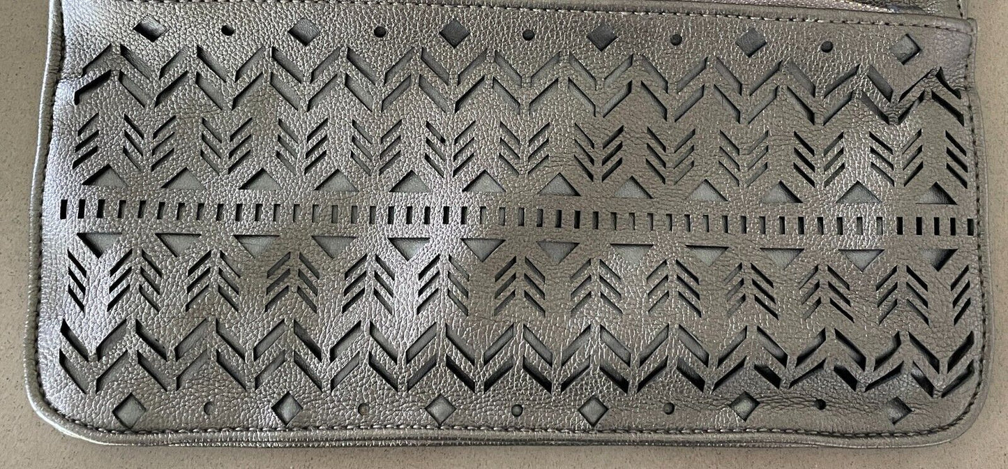 Laser Cut Bronze Pleather Cut Out Design Wrist Strap Clutch Bag Zip Pockets NEW