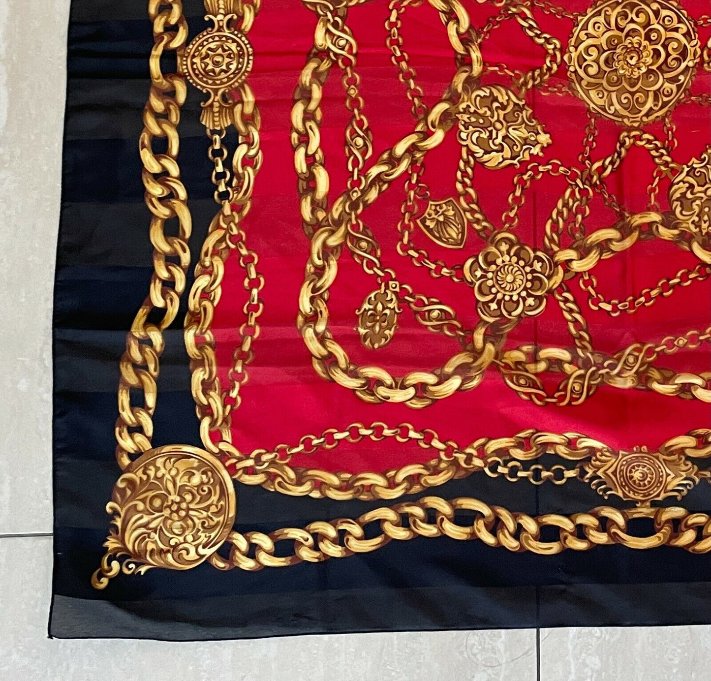 REGATTA Scarf Satiny Red Gold Black Chain & Charm Print Made in Italy  Stunning!