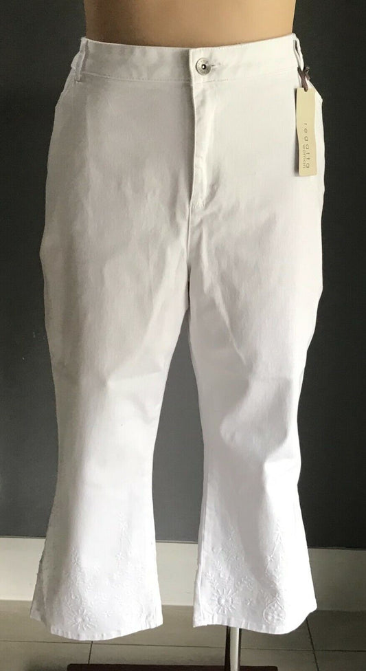 REGATTA "Flamenco" Crop Jeans White Stretch Denim Straight Leg Plus Size 24 NEW
