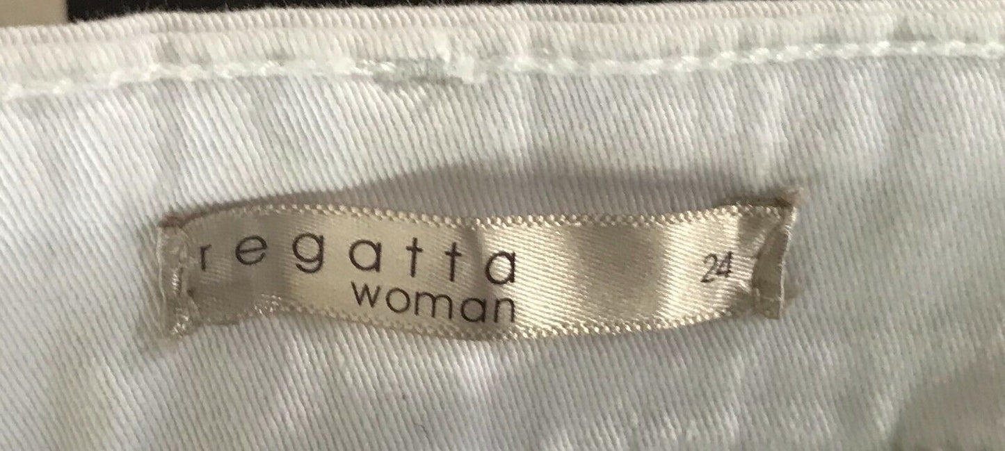 REGATTA "Flamenco" Crop Jeans White Stretch Denim Straight Leg Plus Size 24 NEW