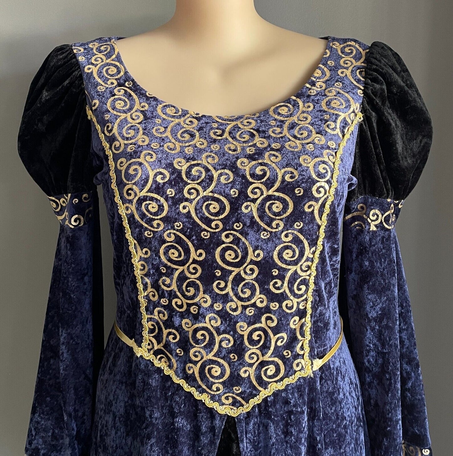 Medieval Costume Handmade Quality 2 Piece Navy & Gold Cos Play Size 18 Maiden