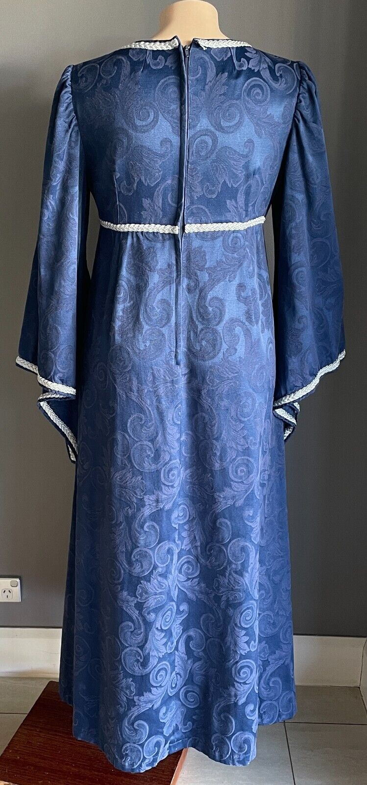 Medieval Costume Handmade Quality Navy Blue & Silver Trim Dress Cos Play Size 16