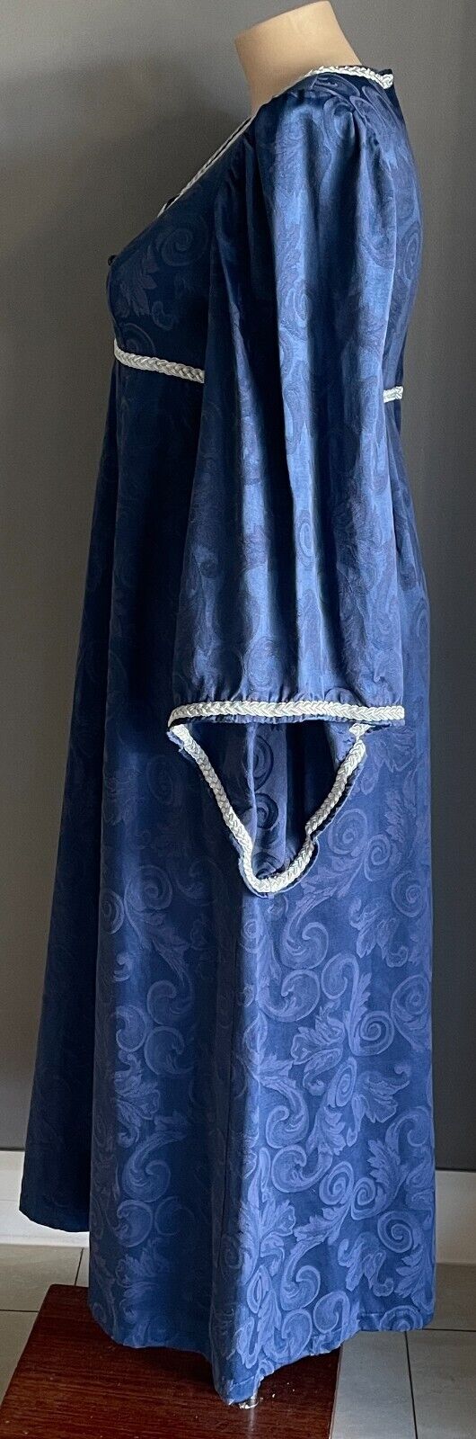 Medieval Costume Handmade Quality Navy Blue & Silver Trim Dress Cos Play Size 16
