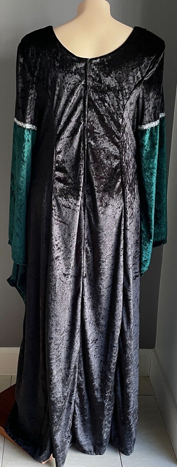 Medieval Costume Handmade Quality 2 Piece Green & Black Cos Play Plus Size 20-22