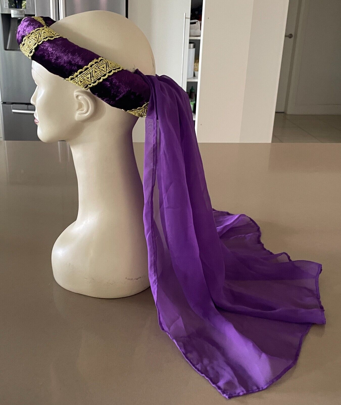 Medieval Costume Quality 2 Piece Purple & Gold Cos Play Size 20 - 22 Maiden