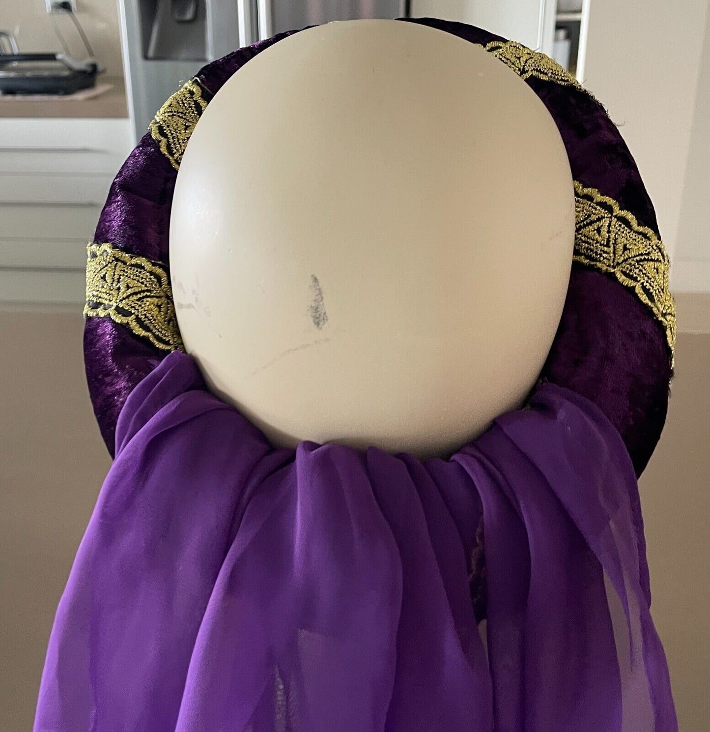 Medieval Costume Quality 2 Piece Purple & Gold Cos Play Size 20 - 22 Maiden