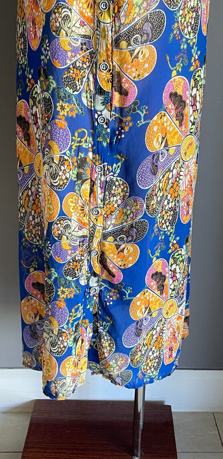 JOHNSTON & BELL Dress Blue Multicolour Extended Semi Sheer Sleeve Tie Back Sz 16
