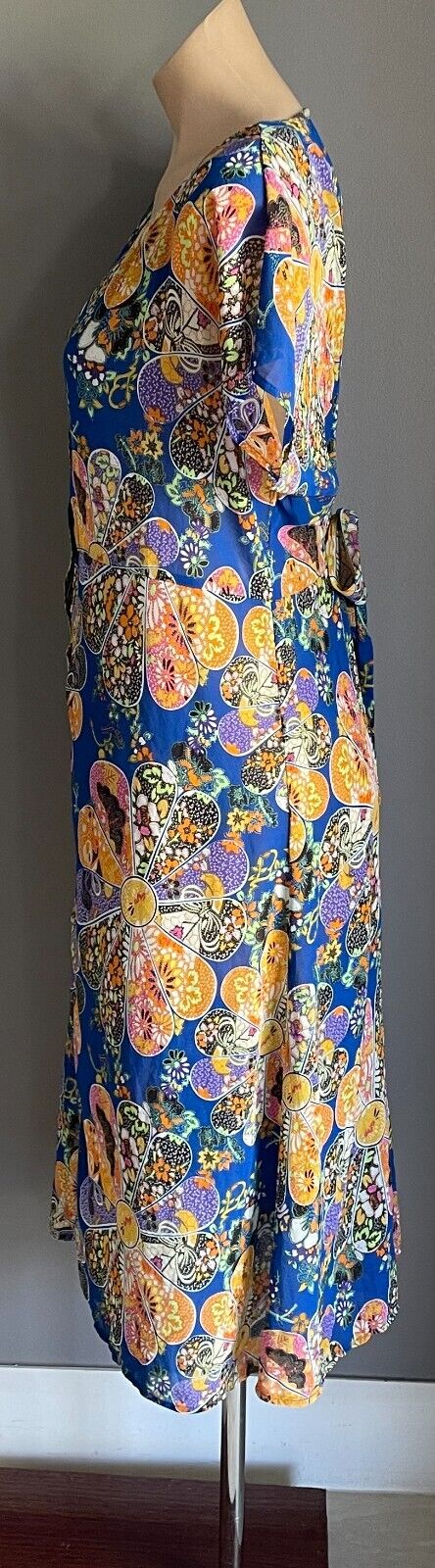 JOHNSTON & BELL Dress Blue Multicolour Extended Semi Sheer Sleeve Tie Back Sz 16