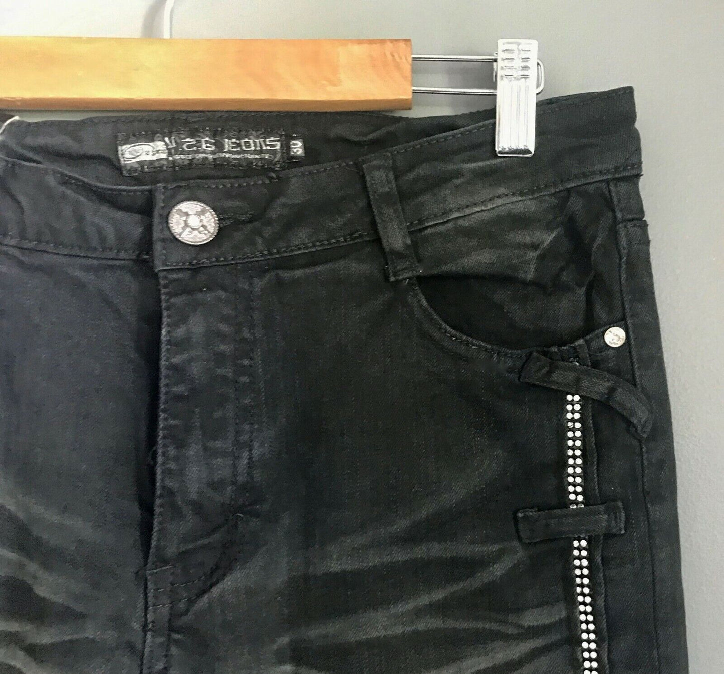 YANGZHIGANG Jeans Black Denim Straight Leg  w Diamante Trim Ladies Size 30 NEW