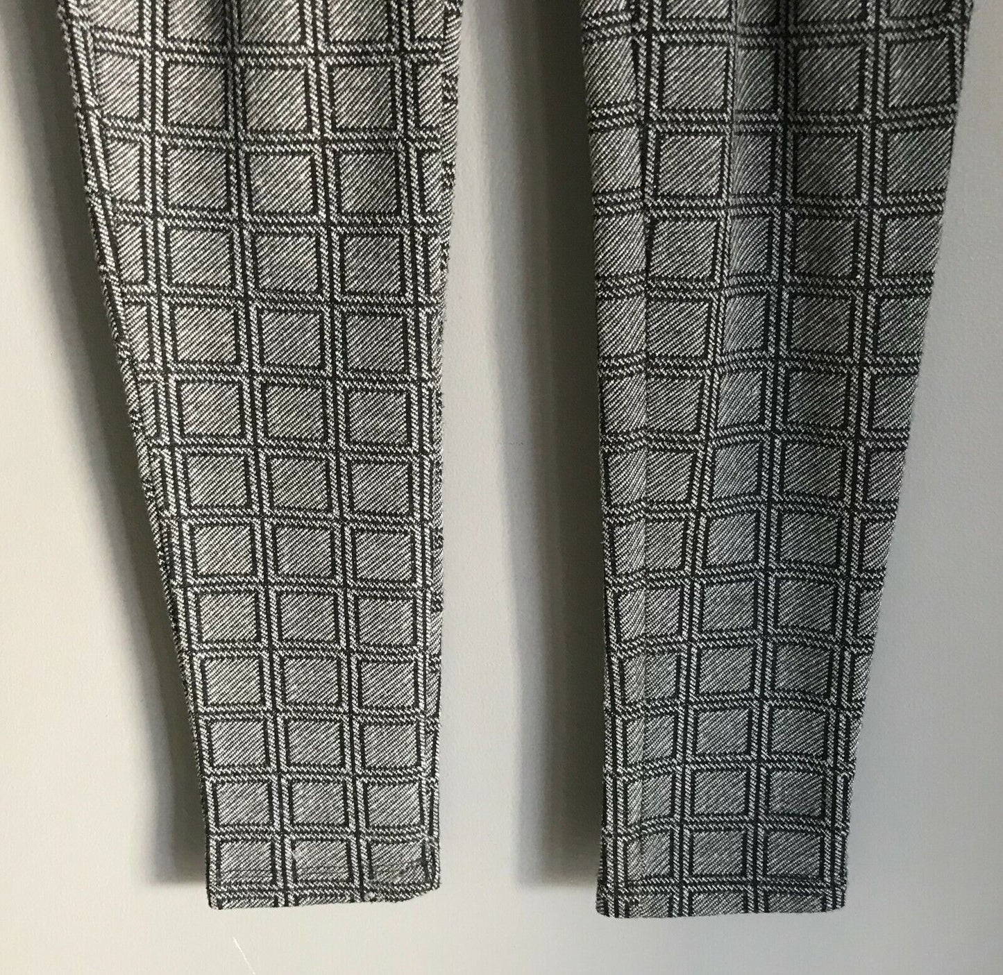 TOPSHOP Skinny Leg Jeggings Grey & Black Check Print Stretch Pants Size 12