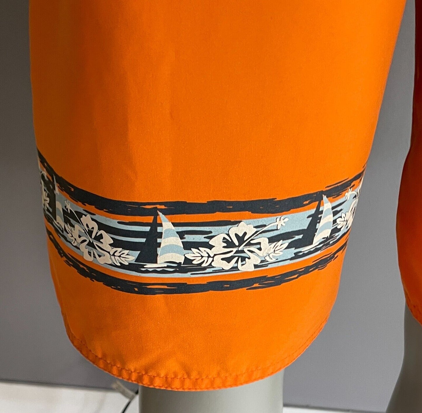 DAGI Board Shorts Orange Blue White Hawaiian Hibiscus Yachts Mens Size XL 98cm