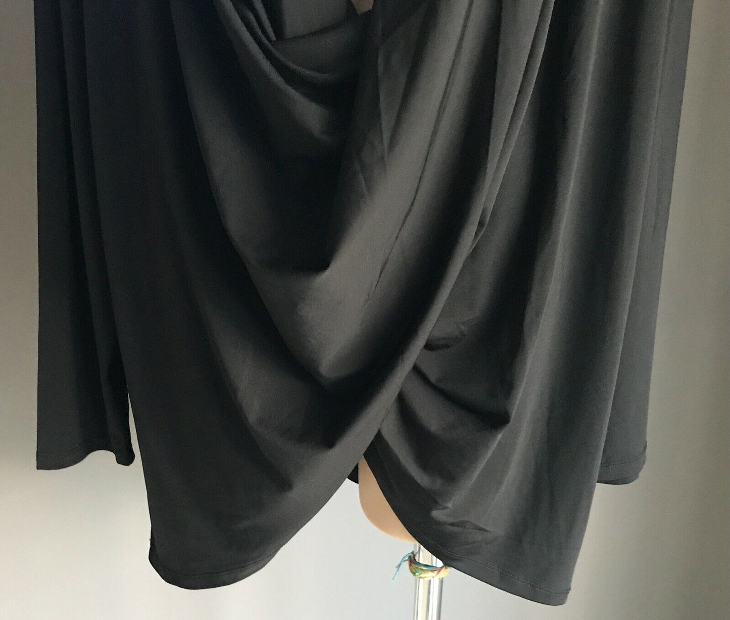 SARA Cardigan Black Drape Twist Front Long Sleeve Blouse Plus Cardi Size 24 New