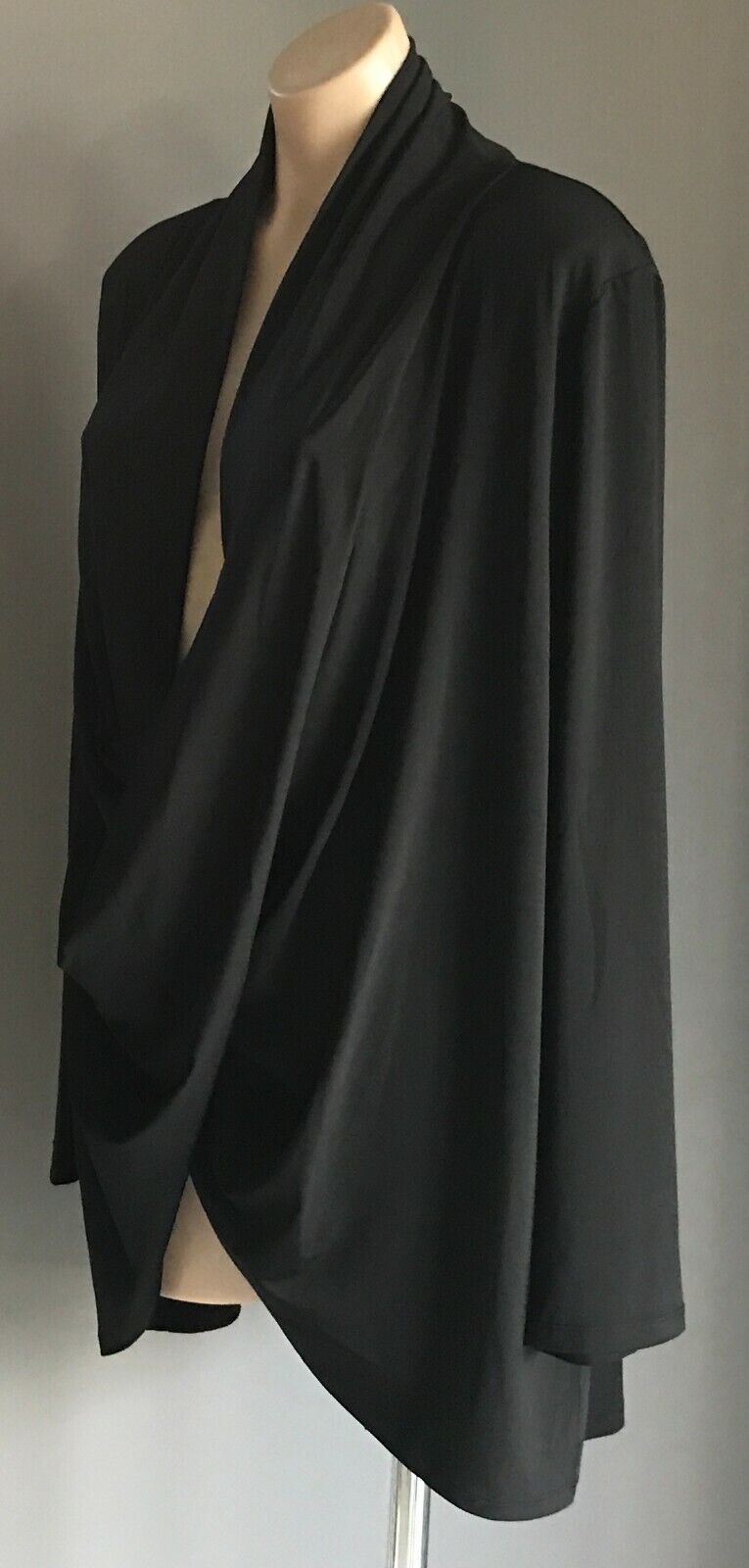 SARA Cardigan Black Drape Twist Front Long Sleeve Blouse Plus Cardi Size 24 New