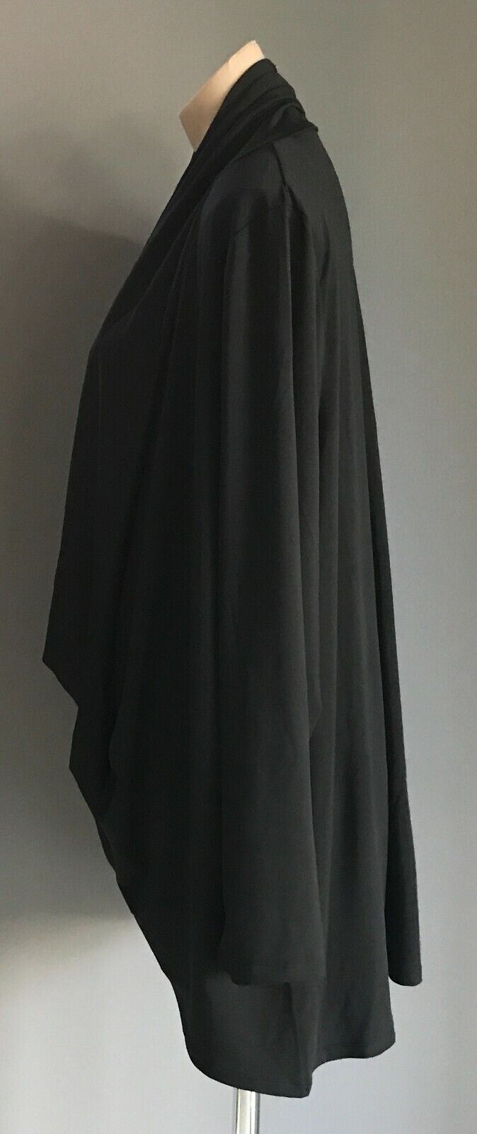 SARA Cardigan Black Drape Twist Front Long Sleeve Blouse Plus Cardi Size 24 New