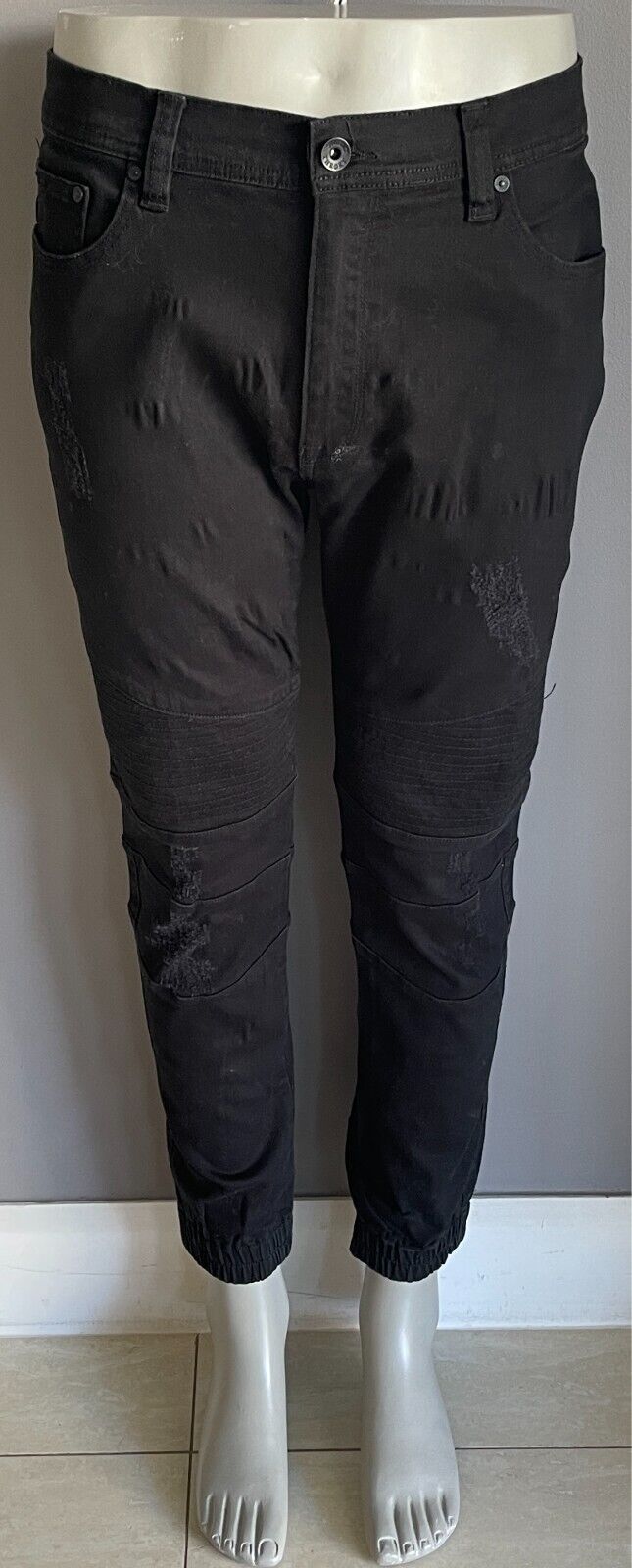 SILENT THEORY The Rider" Black Denim Jeans Tapered Skinny Leg Distressed Mens 38