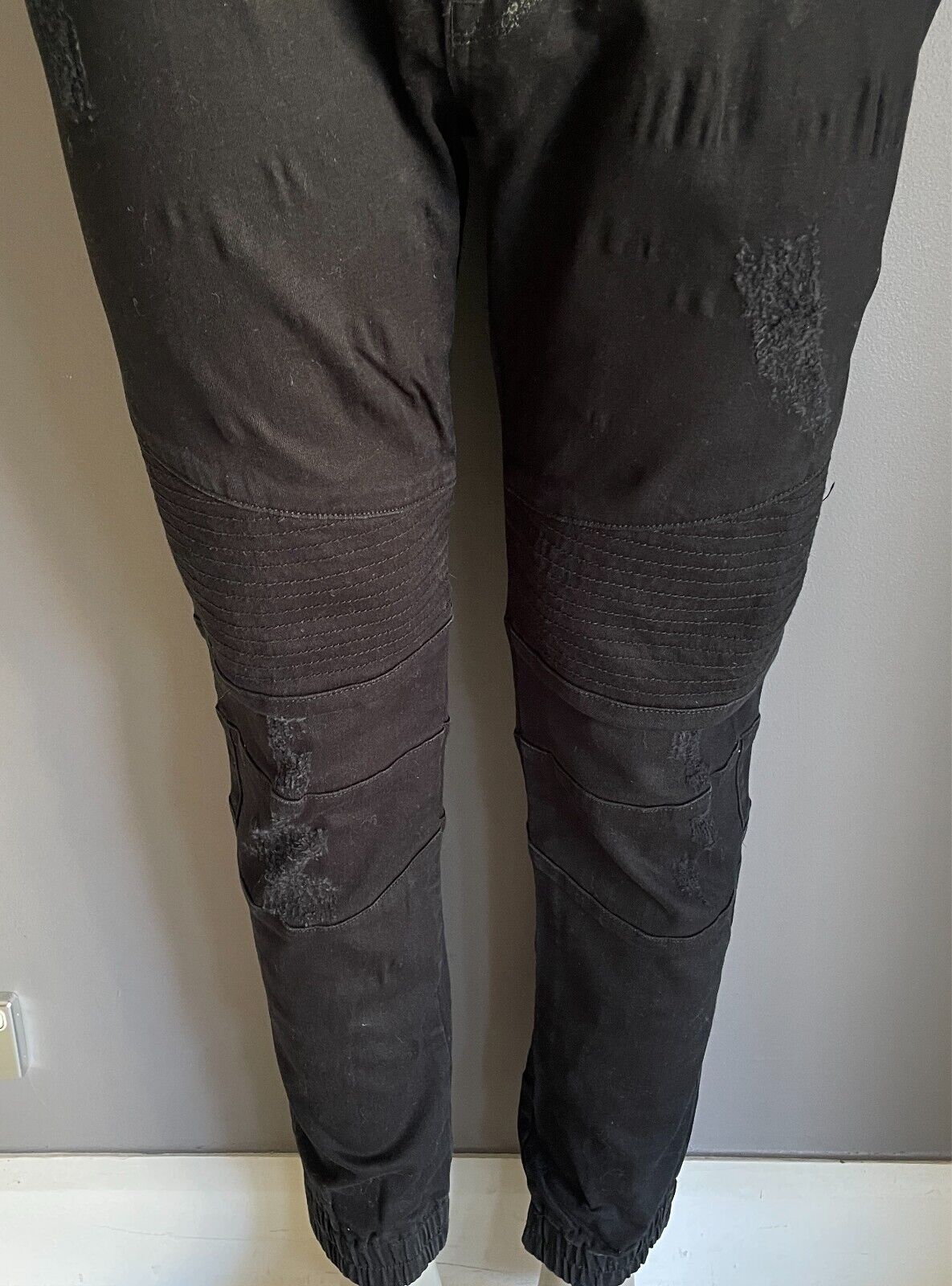 SILENT THEORY The Rider" Black Denim Jeans Tapered Skinny Leg Distressed Mens 38