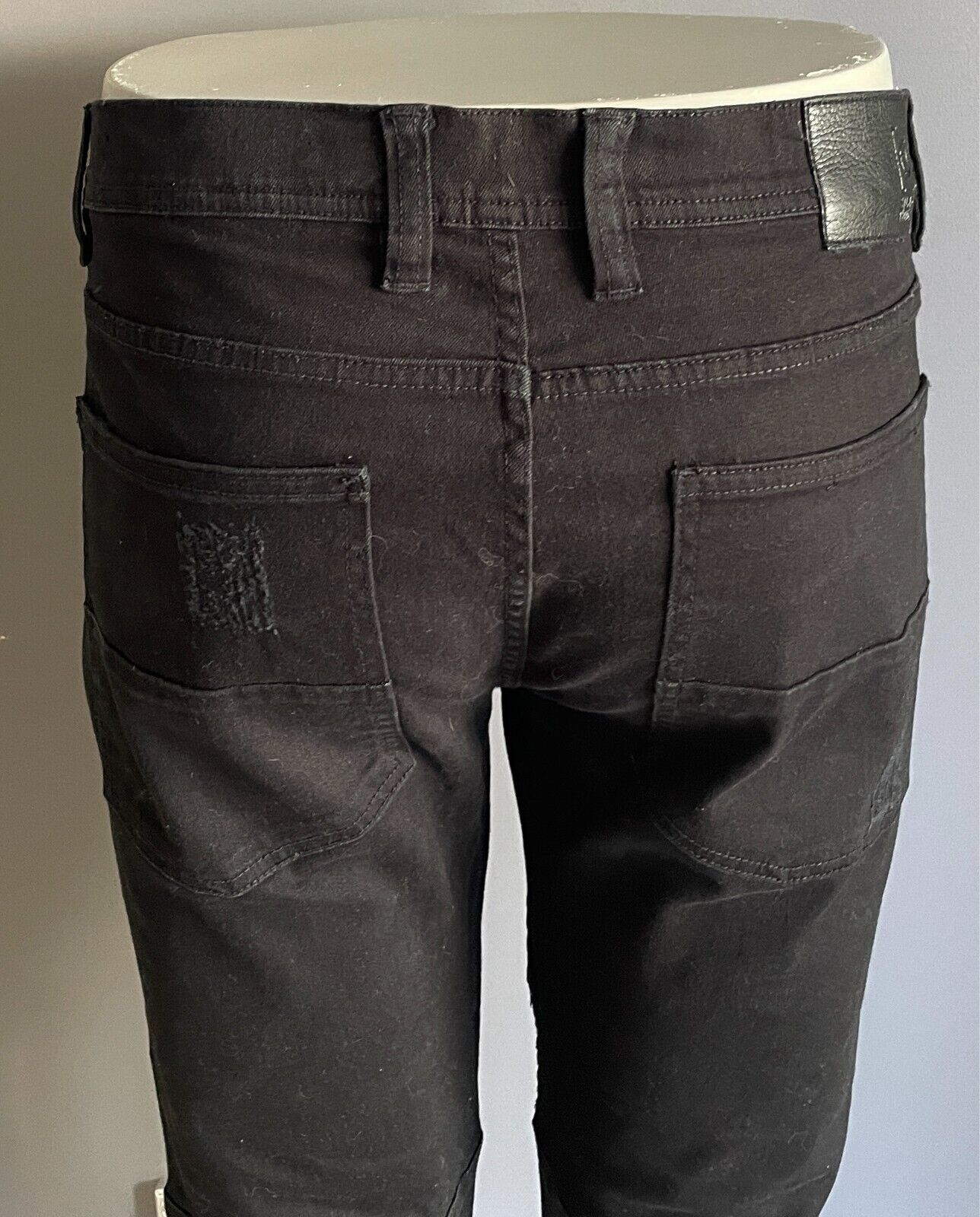 SILENT THEORY The Rider" Black Denim Jeans Tapered Skinny Leg Distressed Mens 38