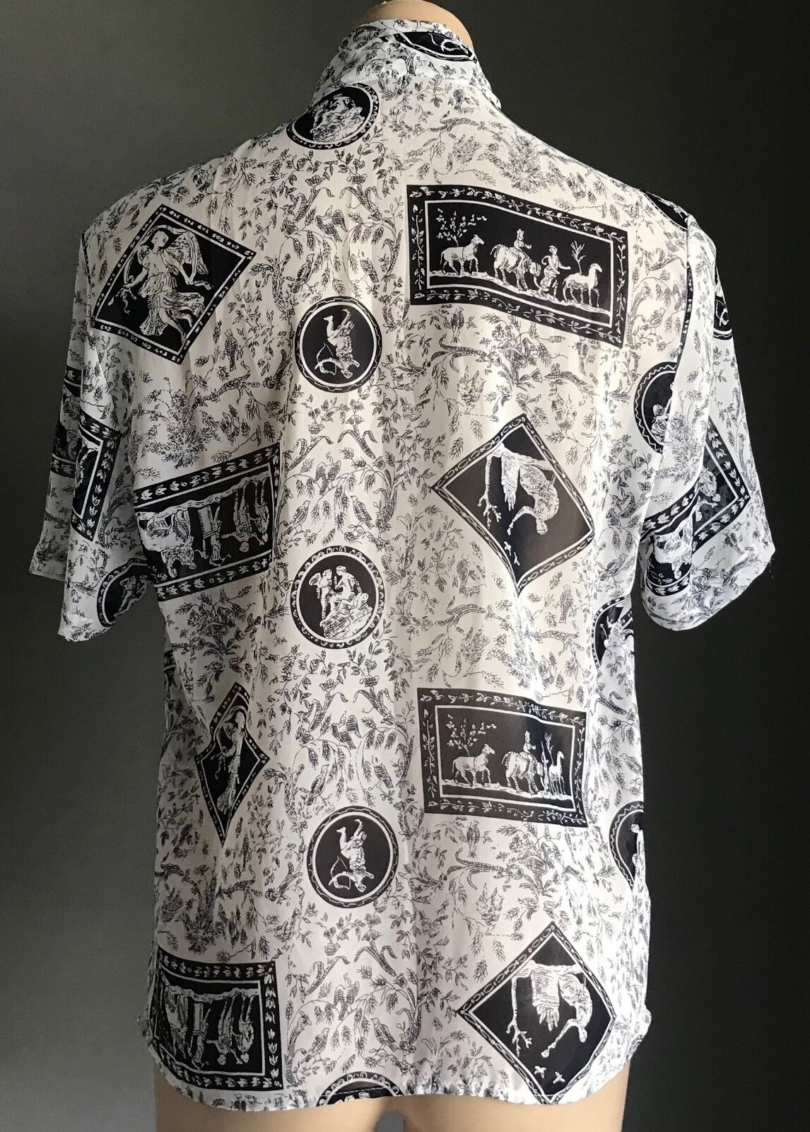 GIORGIO Button Blouse Drape Neck Short Sleeve Navy Blue White Print Top 10 NEW