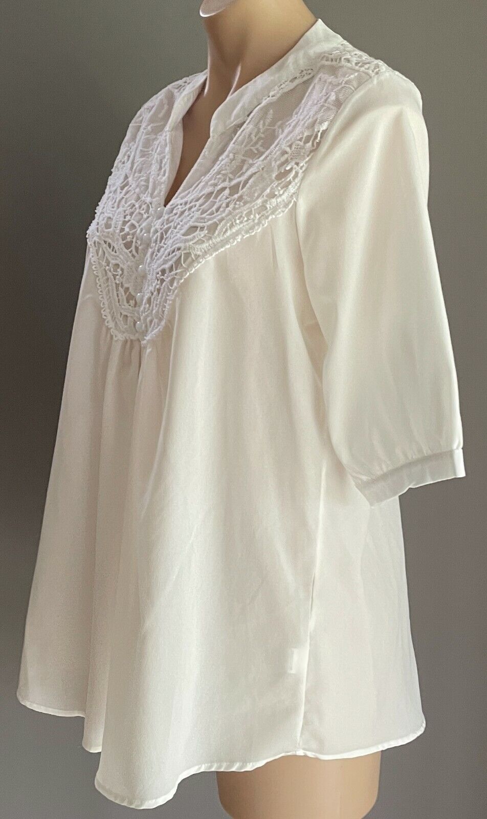 Vintage White Blouse W Lace Yoke Detailing at Chest Short Sleeve Top Sz L 12 NEW