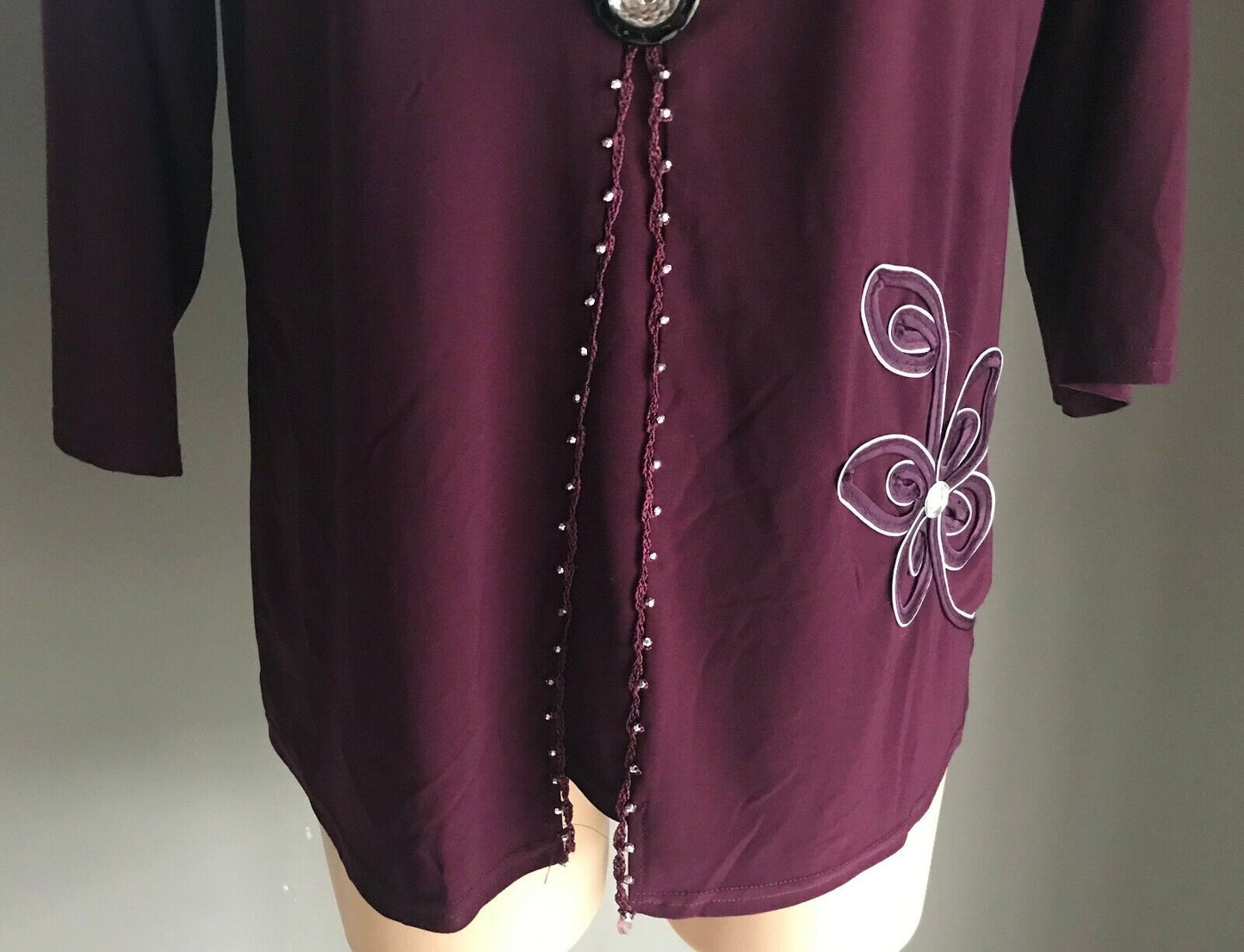 Ladies Top ELEGANT Aubergine Purple 3/4 Stretch Floral Applique Crystals Sz L 14