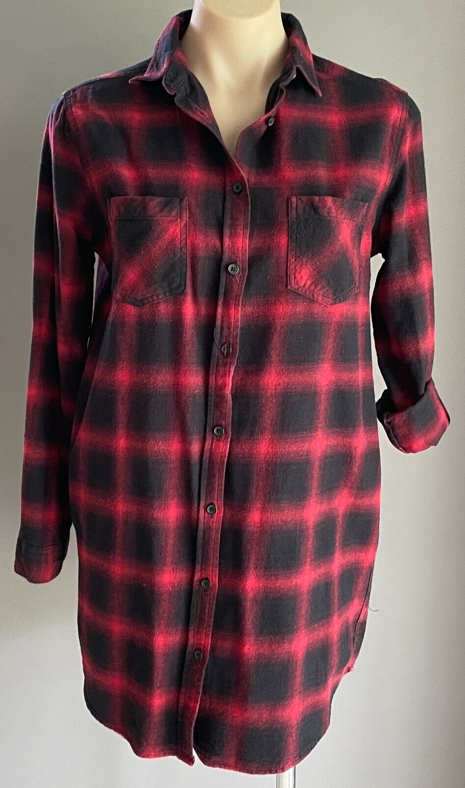 ALL ABOUT EVE Long Shirt Red & Black Plaid Check Adjust Sleeves Blouse Size 8 10