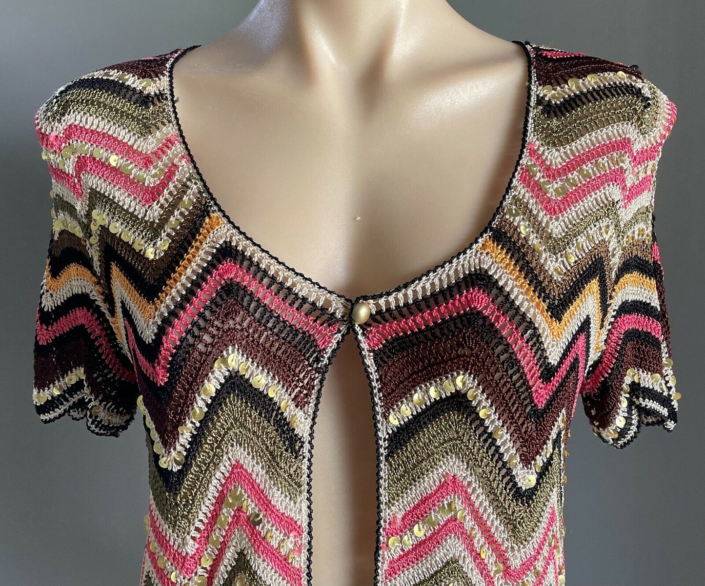 CROCHET CARDIGAN Zig Zag Short Sleeve Gold Sequin Trim Colourful Size 10 Vintage