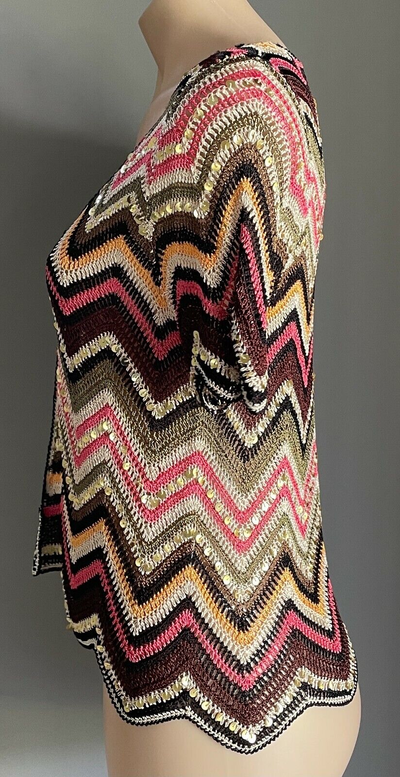CROCHET CARDIGAN Zig Zag Short Sleeve Gold Sequin Trim Colourful Size 10 Vintage