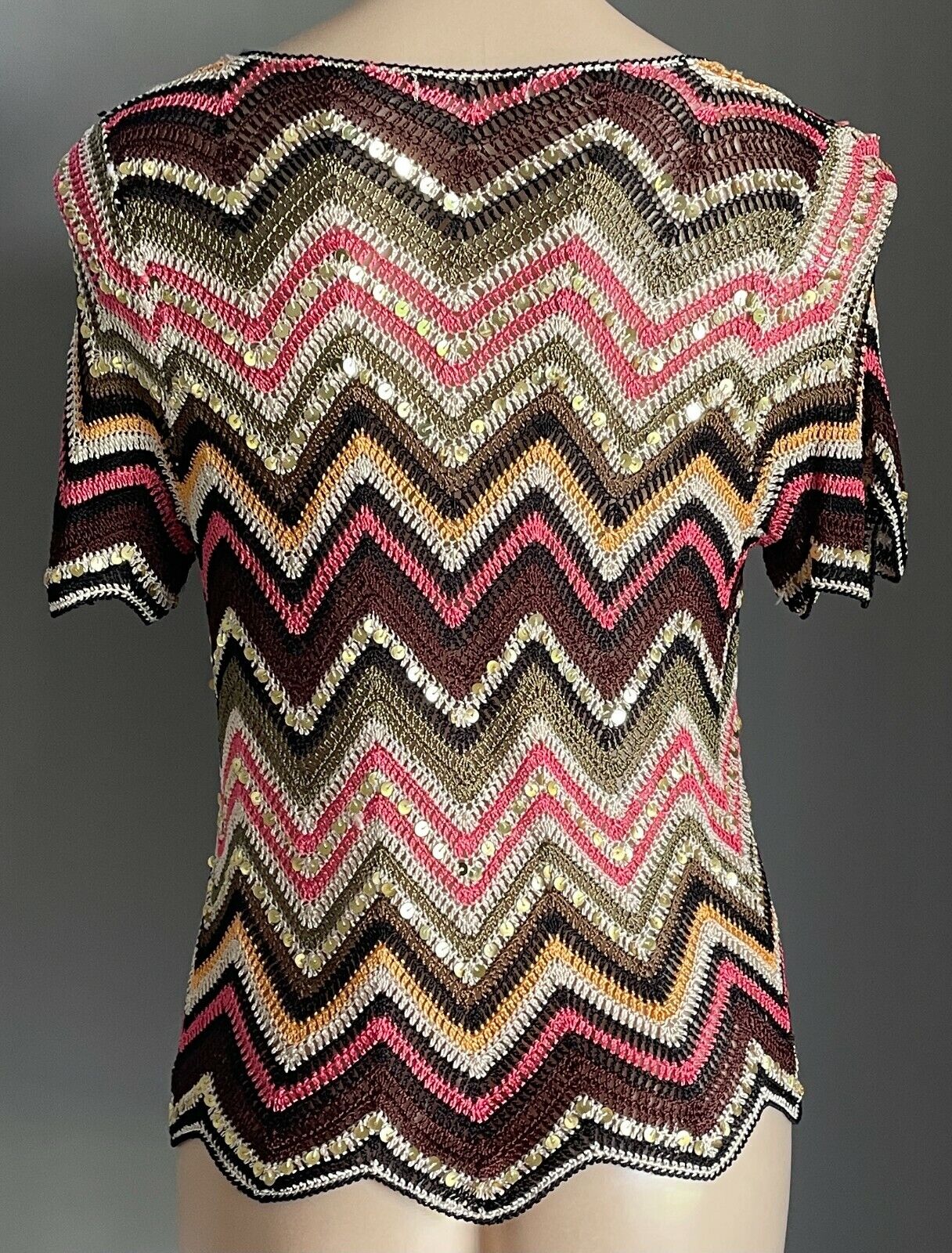 CROCHET CARDIGAN Zig Zag Short Sleeve Gold Sequin Trim Colourful Size 10 Vintage