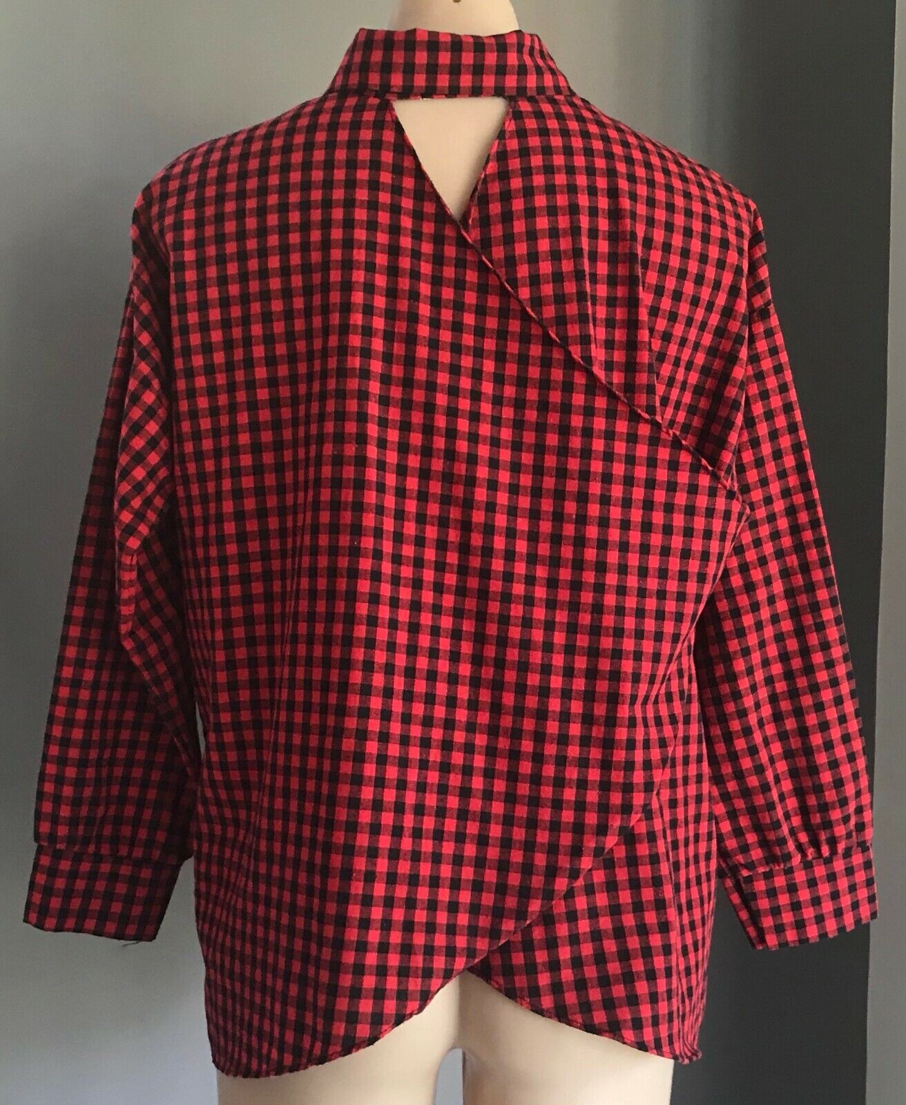DARPHIN Button Shirt Black Red Check CrossOver Open Back Long Sleeve Top Size 14