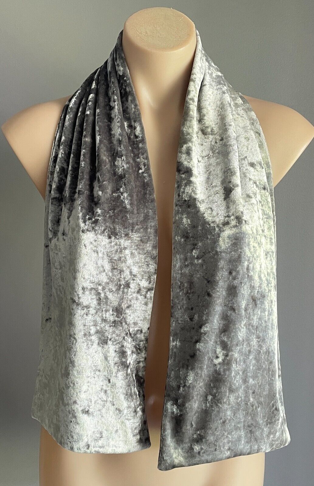 Neck Scarf  Silver Grey Velour Rectangle Luxurious Feel Velvet Double Sided NEW
