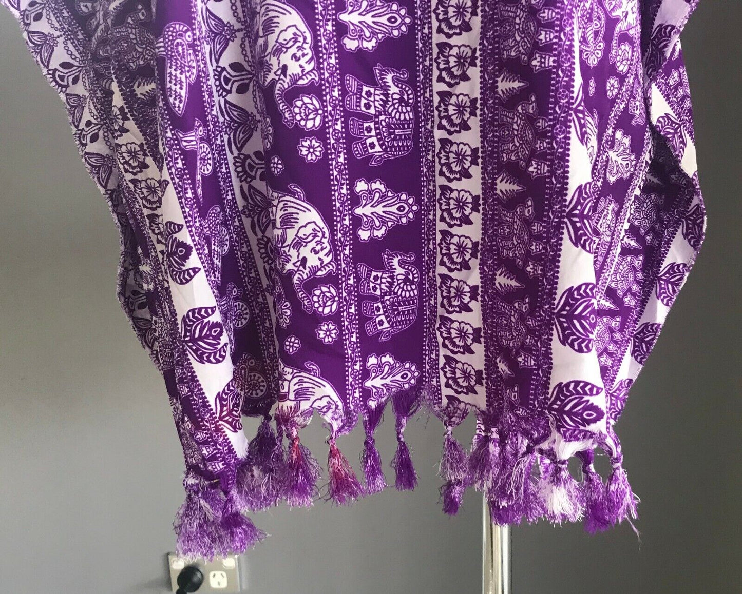 LILLE Kaftan Purple White Floral & Elephant Print Top Tassels Plus Sz 32 34