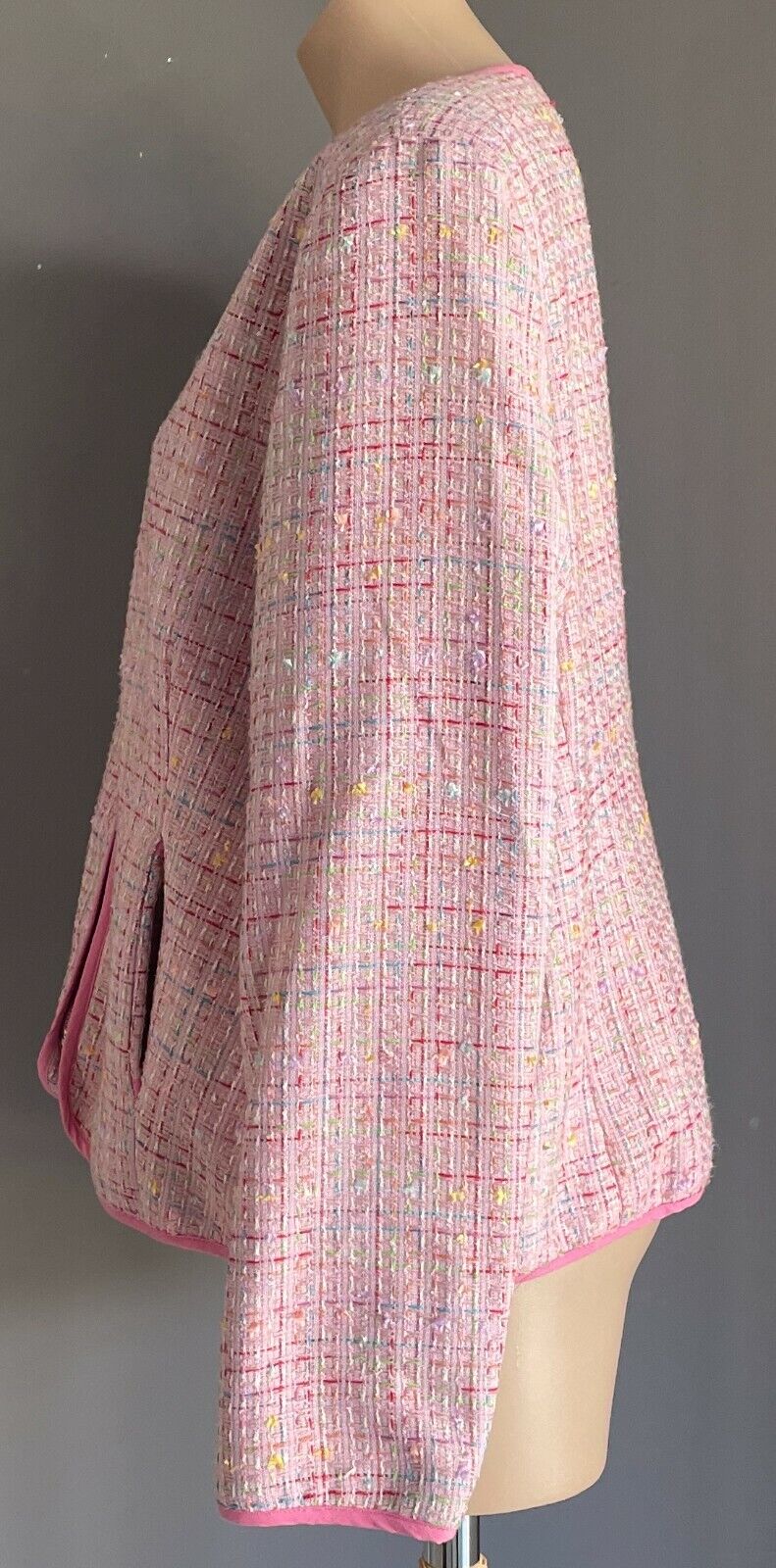 LA TROUPE Zip Front Jacket Pink Tweed Collarless Long Sleeve Size 18 NOS Vintage