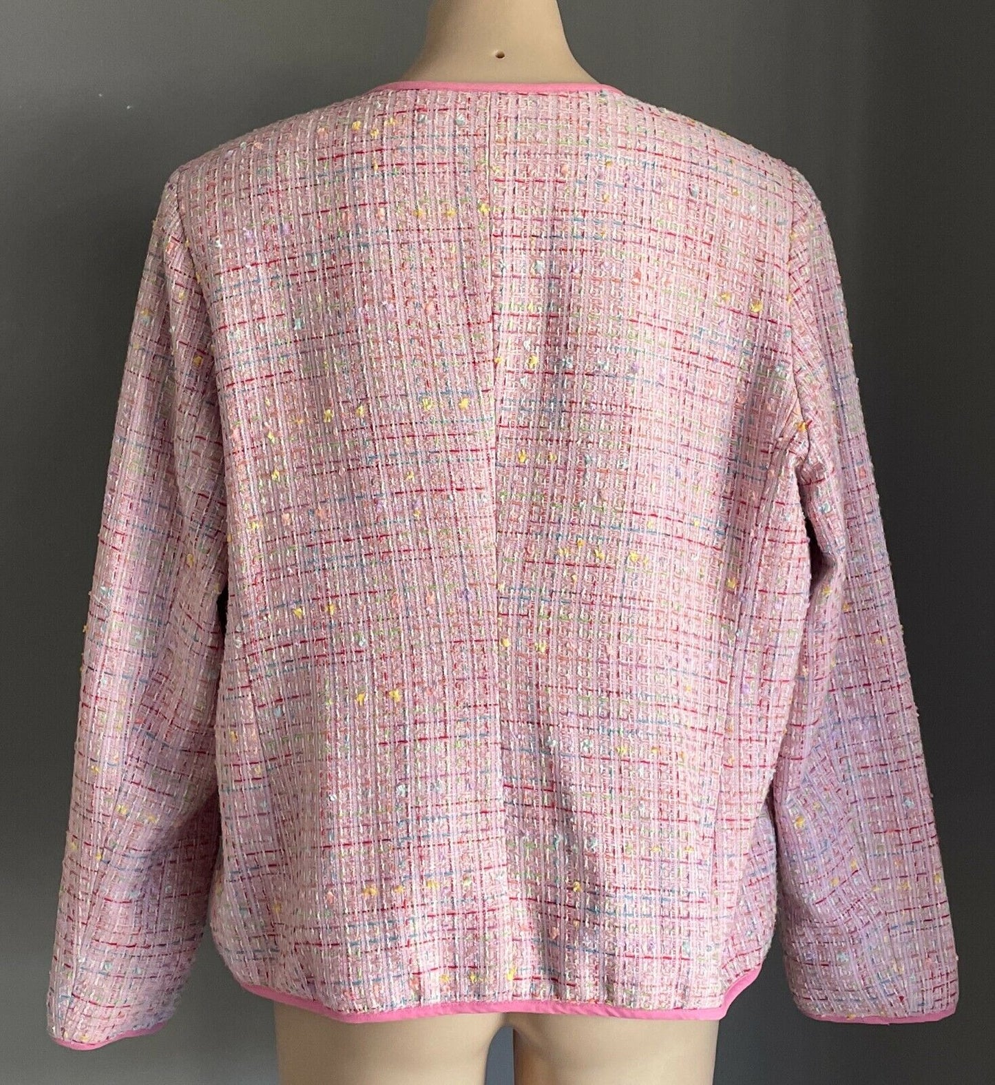 LA TROUPE Zip Front Jacket Pink Tweed Collarless Long Sleeve Size 18 NOS Vintage