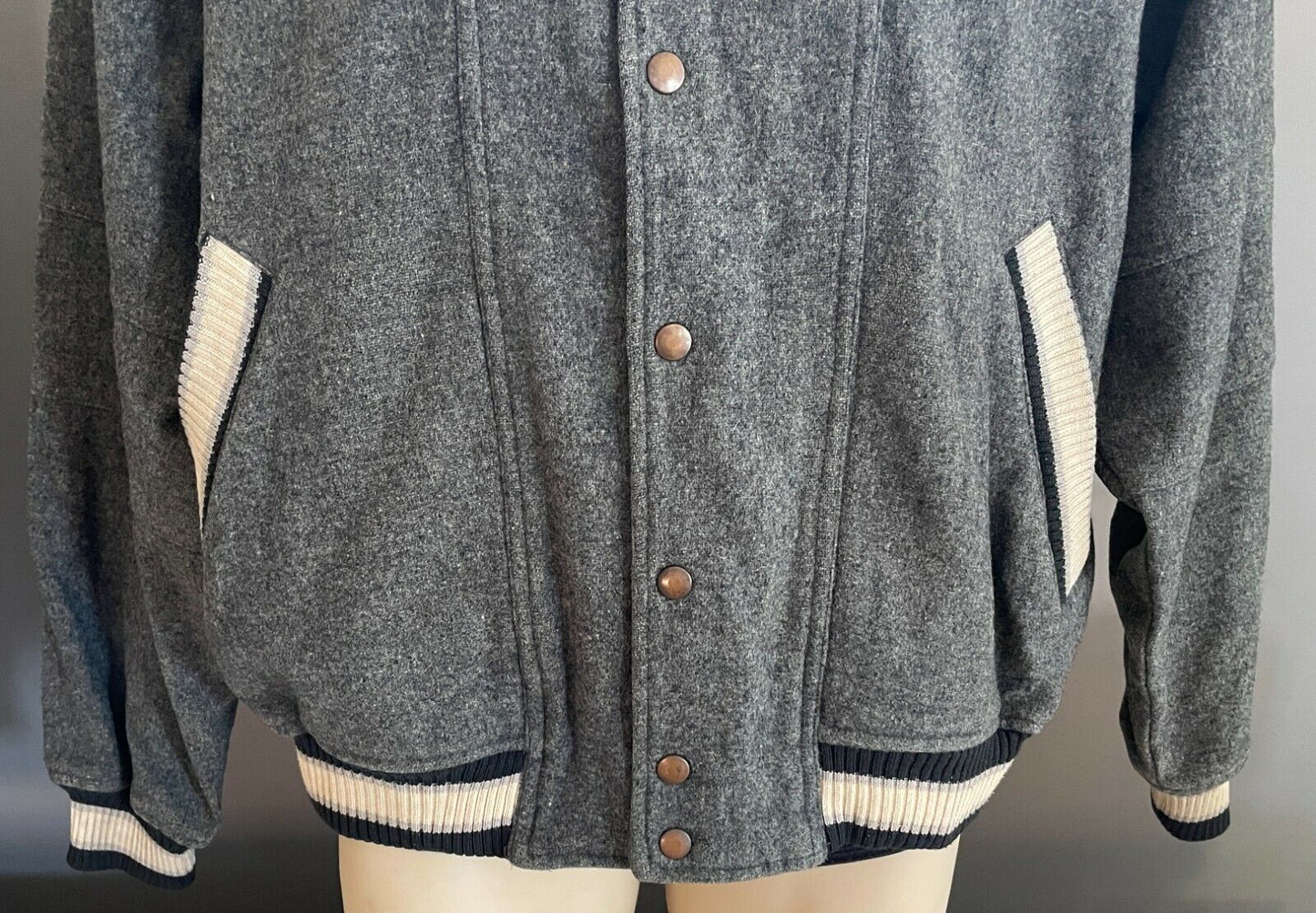 Vintage Mens CUGGI Baseball Jacket Grey Wool Long Sleeve Sweater Size L