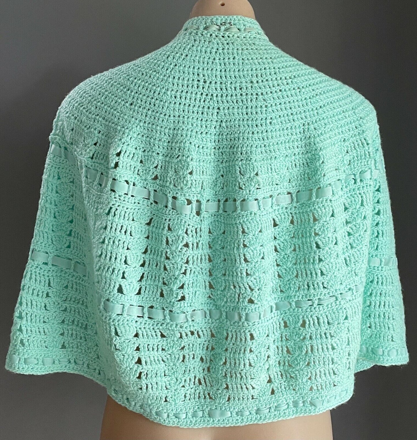 Vintage Crochet Knit Cape Over the Shoulder Handmade Mint Green Size 10 12 Shawl
