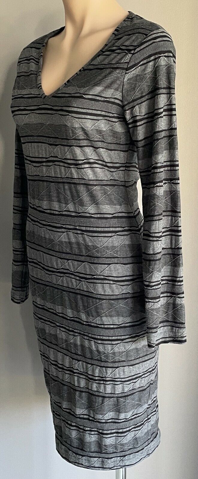 METALICUS Bodycon Grey Black Textured Fabric Long Sleeve Stretch Dress Size S M
