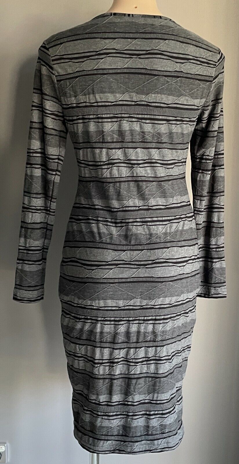 METALICUS Bodycon Grey Black Textured Fabric Long Sleeve Stretch Dress Size S M