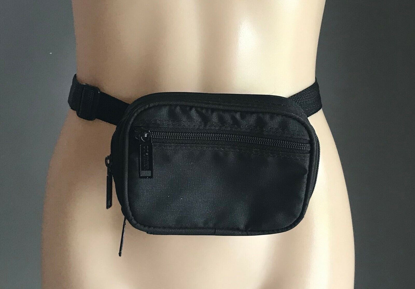 Bum Bag Black Nylon Zipped Fanny Pack Camera Bag Adjustable for Cards Korea NEW