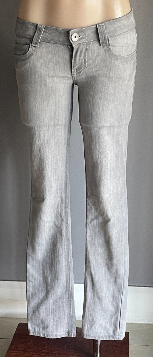 Denim Jeans  L.E.I  "Ashley Louise" Grey Wash Skinny Leg Long Size 8 10 LEI