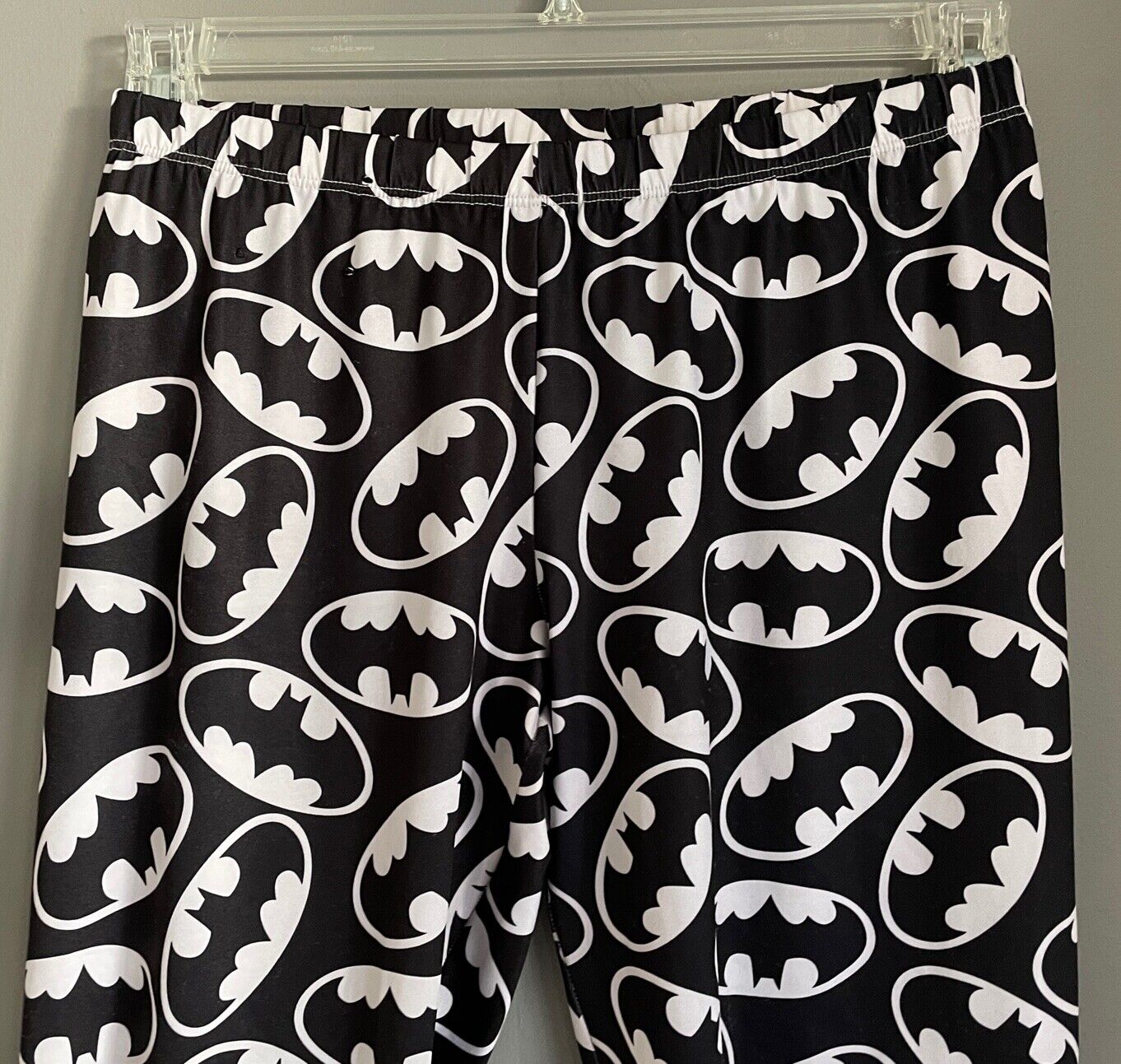 JAY JAYS Leggings Black White Batman Print Stretch Sz M Casual Gym Sports Pants