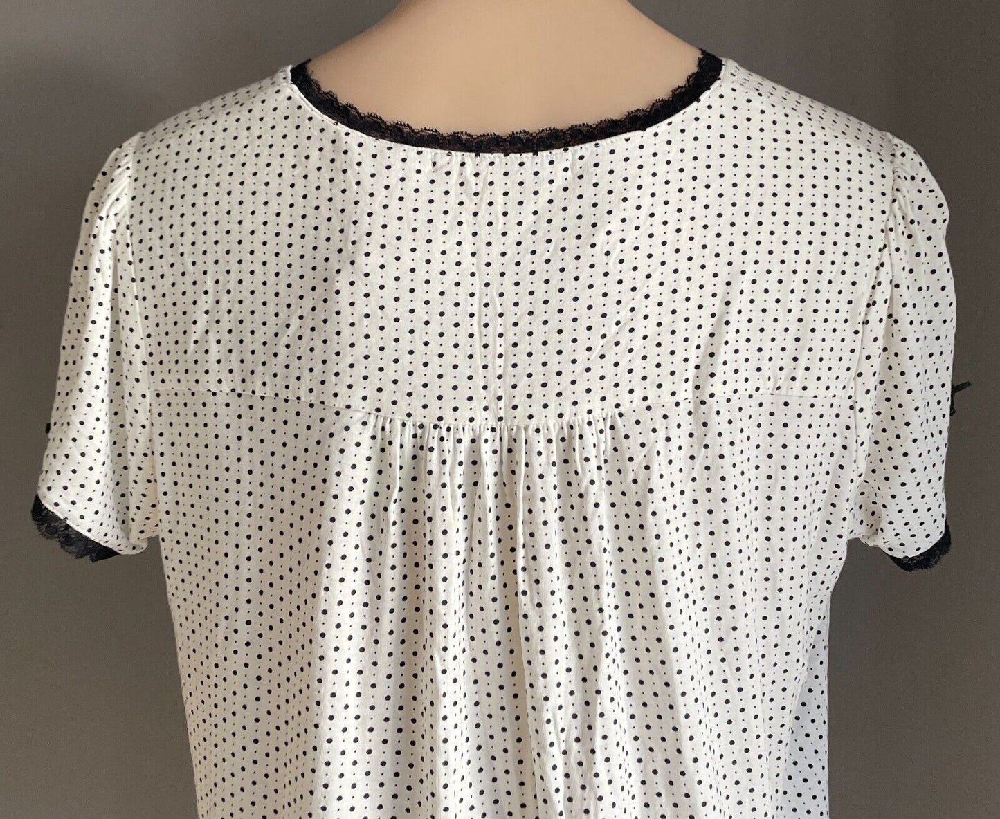 YUU Sleep Shirt Off White Black Polka Dot Short Sleeve Lace PJ Sz L 10 12 NEW
