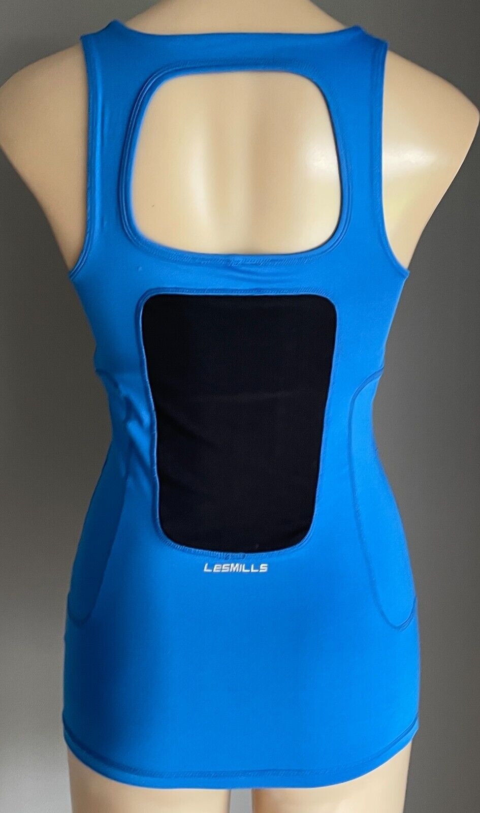 LES MILLS Tank Top Blue Black Trim Sleeveless Cut Out Back Stretch Sports Sz 10