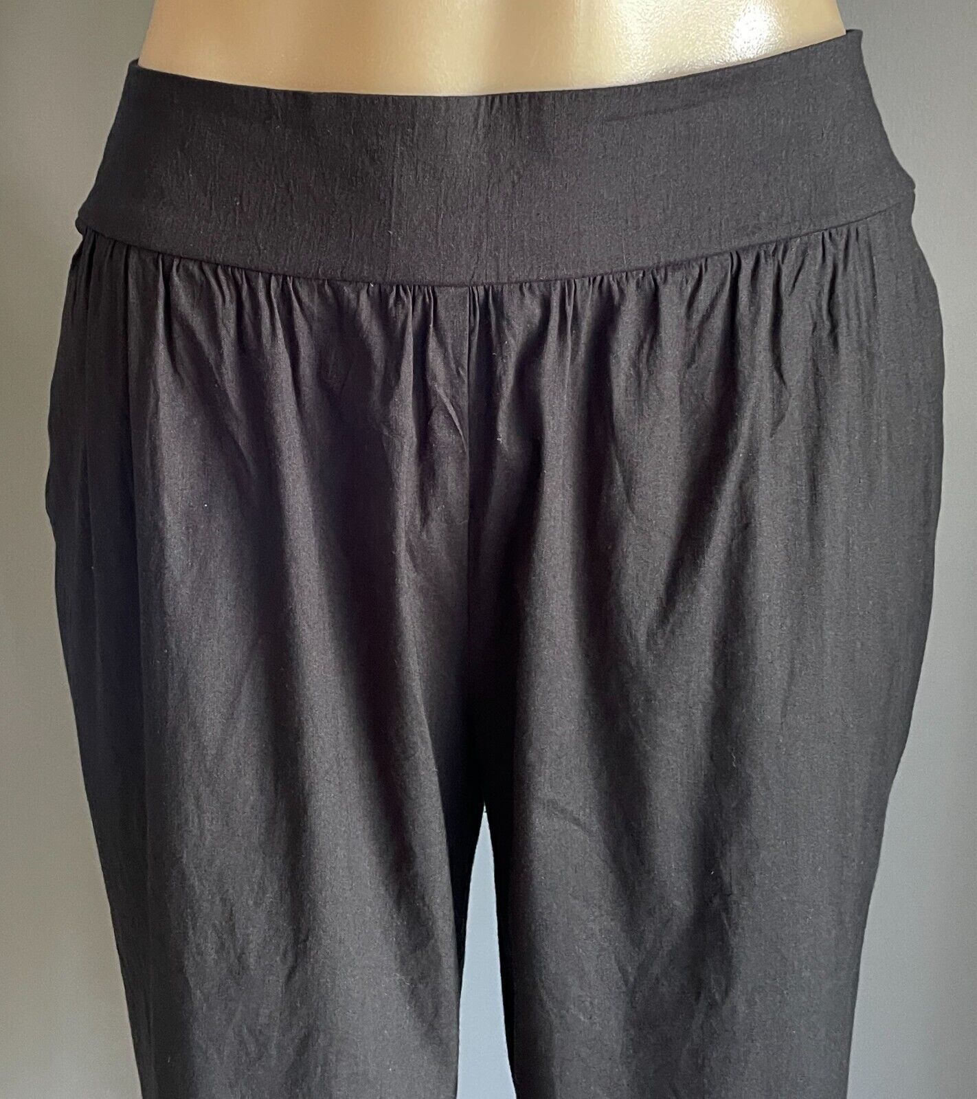 Ladies Size 10 Pants ROCKMANS Black Jogger Style Elastic Waist and Leg Cuffs