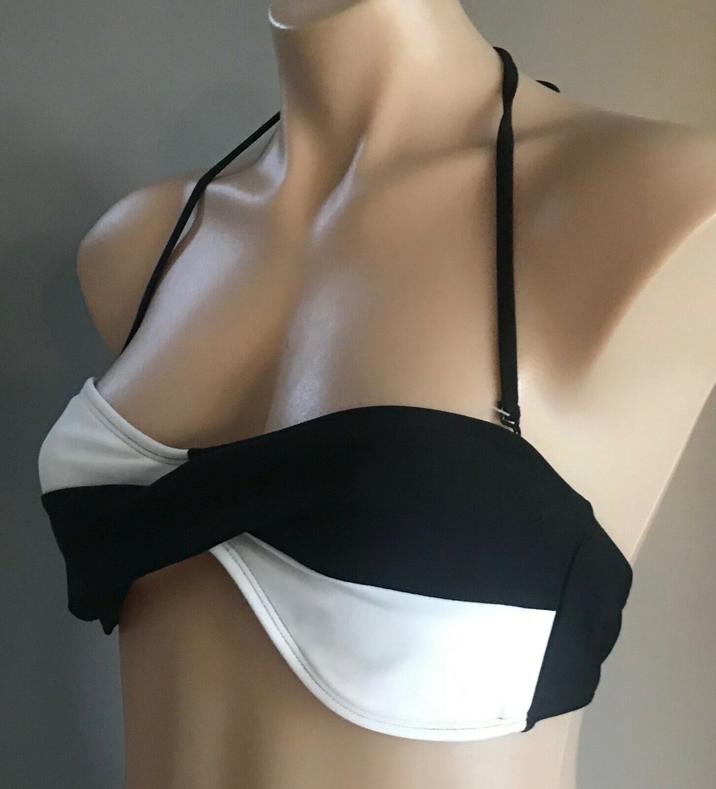 ROXY SWIM Bikini Top Black & White Twist Bandeau Two Way Beach Pool Size L 10